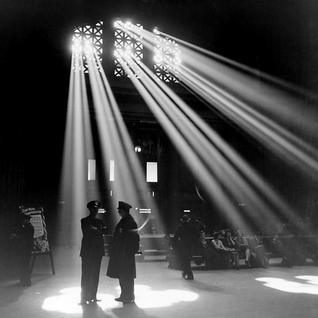 Editorial photograph: Chicago, Illinois. waiting room Union. Licensed for reuse (CC0 1.0); not confirmed to depict the specific property or event described in this article.